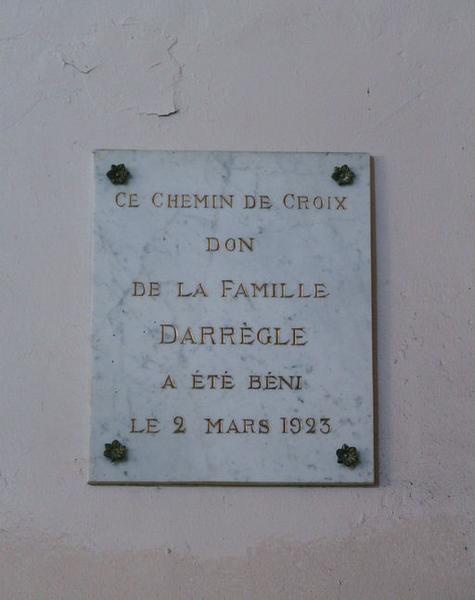 Plaque commémorative de la donation du chemin de croix.