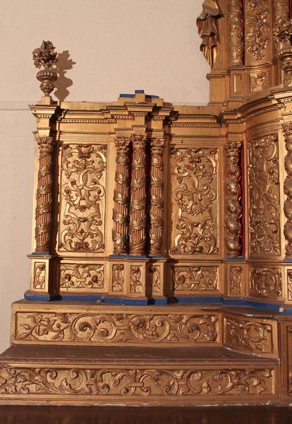 Aile gauche du tabernacle.