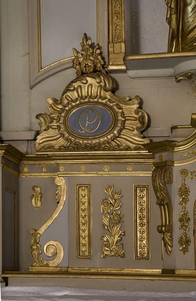 Aile gauche du tabernacle.