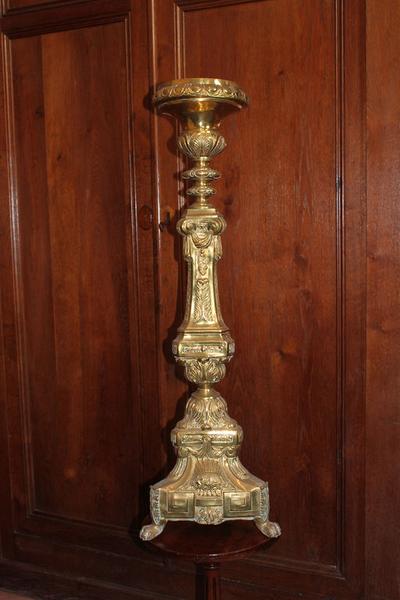 Ensemble de 6 chandeliers et d'une croix d'autel (garniture d'autel)