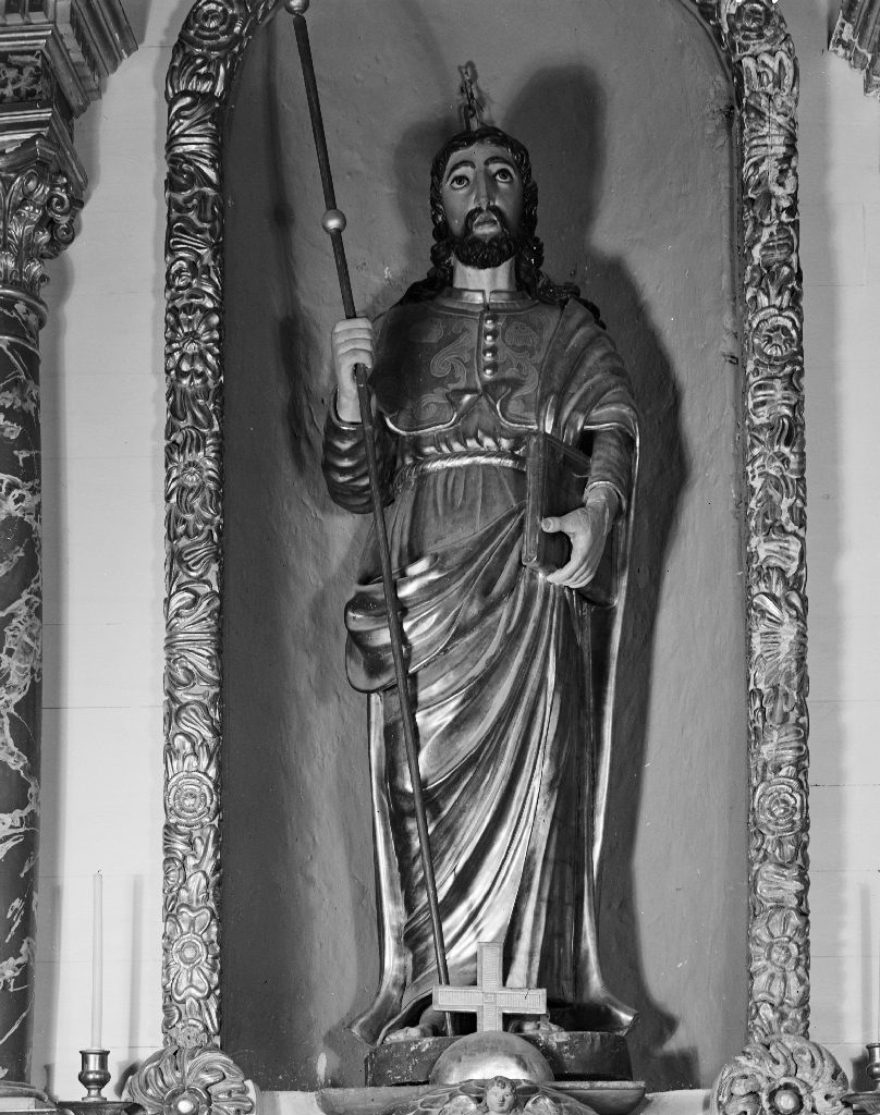 3 statues : Saint Jacques le Majeur, Sainte Anne (?), Vierge (?)