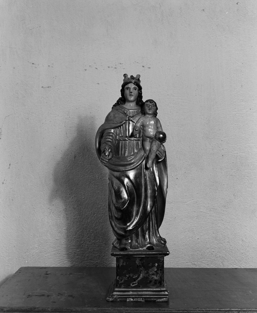 Statuette : Vierge à l'Enfant