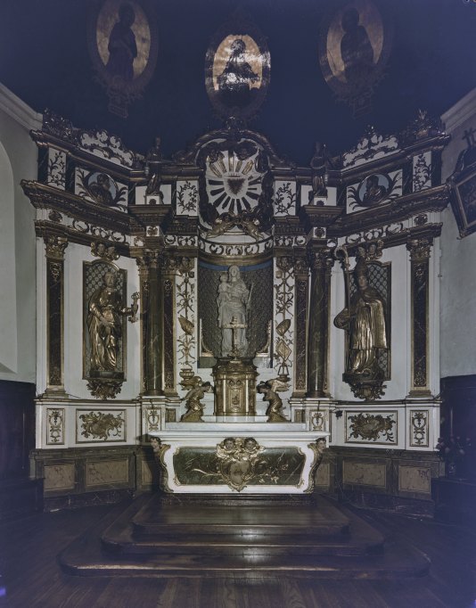 Ensemble de l'autel-retable-tabernacle