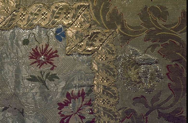 Chasuble : dos, détail.