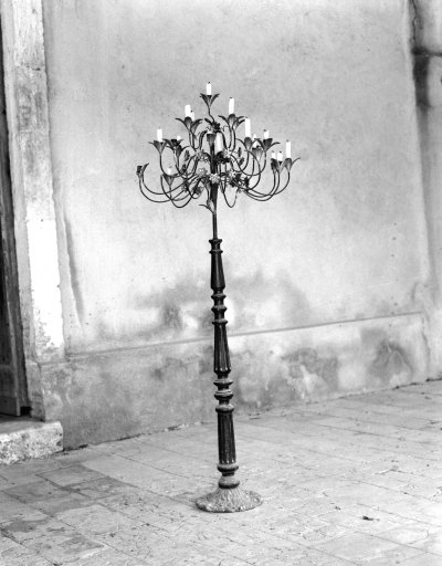 Chandelier (2) (candélabre, paire, au sol)