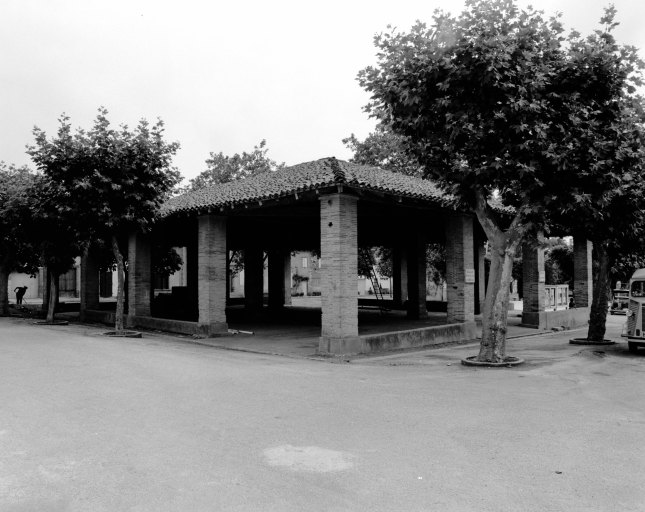 Ensemble vue depuis l'ouest.