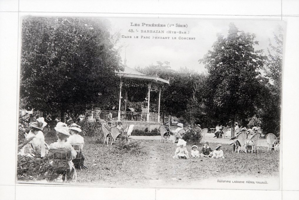 Kiosque à musique : vue d'ensemble.