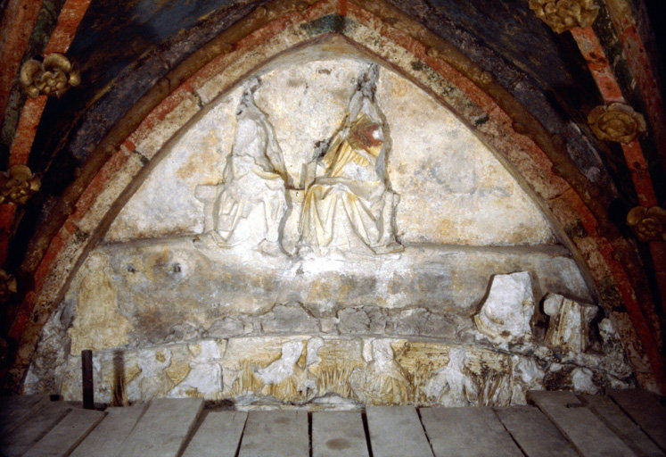 Chapelle Notre-Dame avant restauration des peintures, en 1980 : mur oriental, Couronnement de la Vierge, partie supérieure.