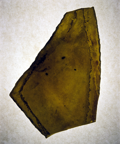 Verre d'oculus, fragment jaune.