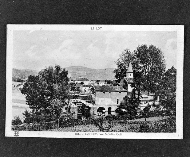 Carte postale ancienne. Ensemble vu depuis le sud, au début du 20e siècle.