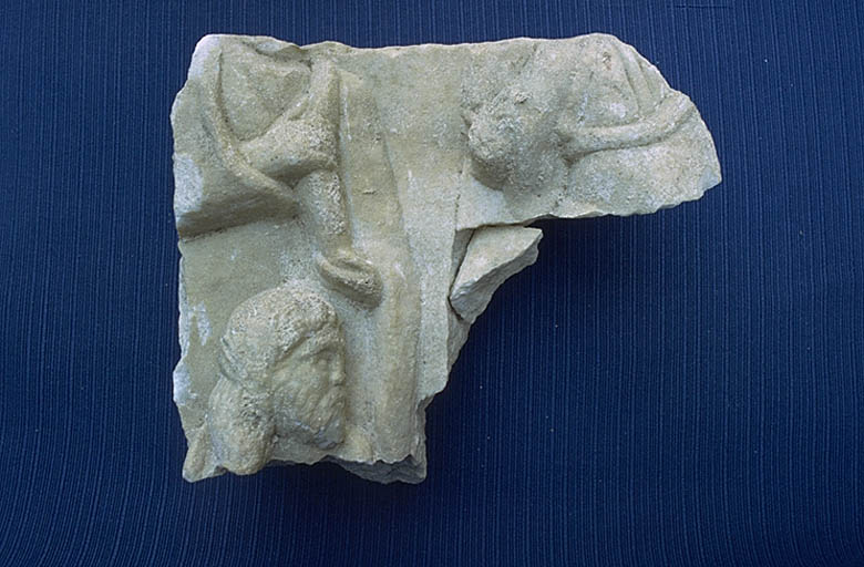 Fragment de sarcophage.