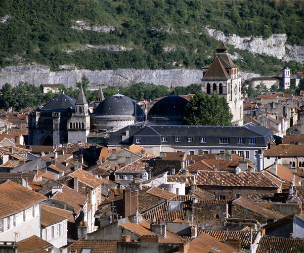 Depuis la tour du palais Duèze, vue vers la cathédrale.