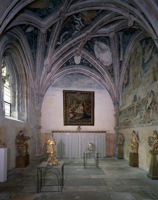 Chapelle Saint-Gausbert, vue d'ensemble depuis le nord.