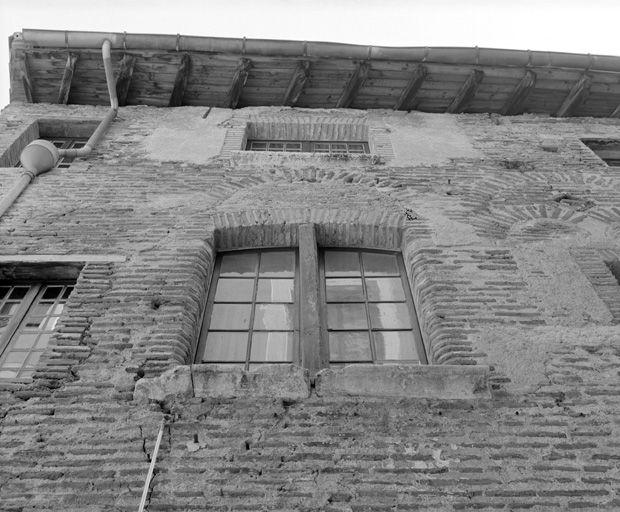 Elévation sur la rue, détail : 1er étage