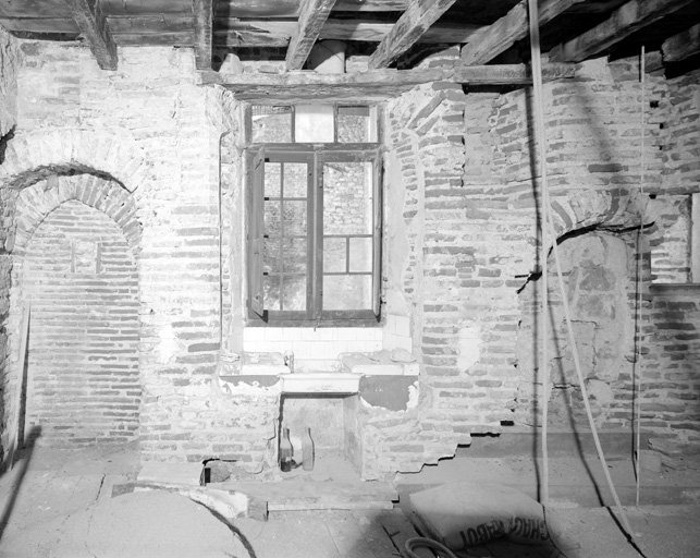 N° 62, deuxième étage, mur sud moitié gauche