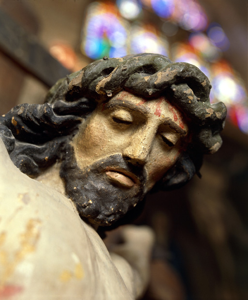 Christ en croix : détail du visage