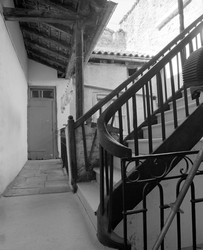 Galerie vue depuis l'escalier