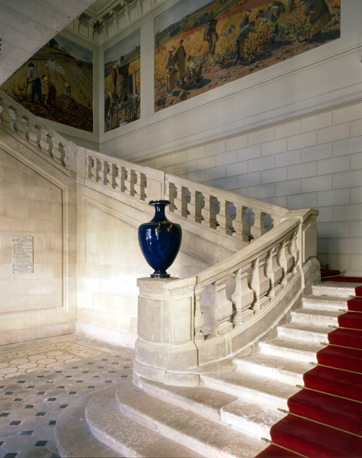 Aile ouest, escalier d'honneur.
