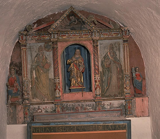 Autel, retable (autel secondaire, retable à ailes, retable architecturé à niche), de Notre-Dame du Rosaire