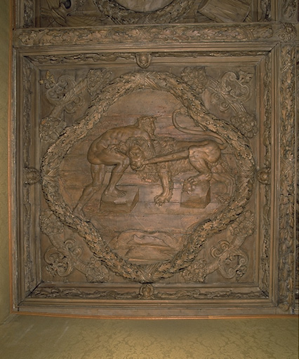 'Salon d'Hercule', détail d'un caisson du plafond : Hercule combat le lion de Nélée.