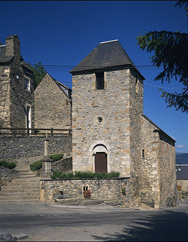 Vue générale de l'église.