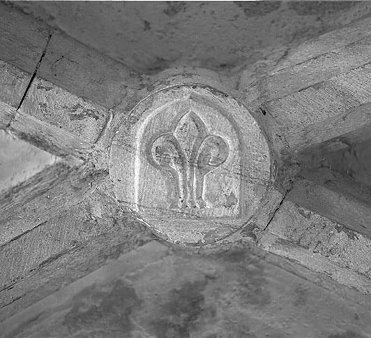 Clef de voûte de la chapelle nord.