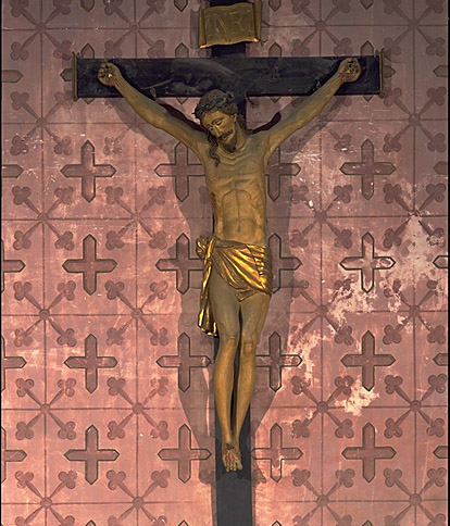 Croix : Christ en croix