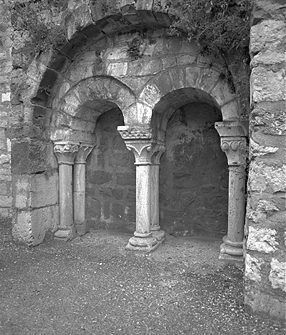 Arcature de l'ancien cloître.