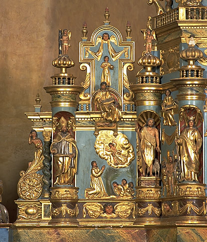 Aile gauche du tabernacle.