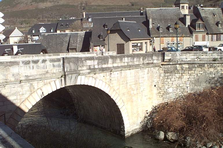 Vue générale depuis l'amont.