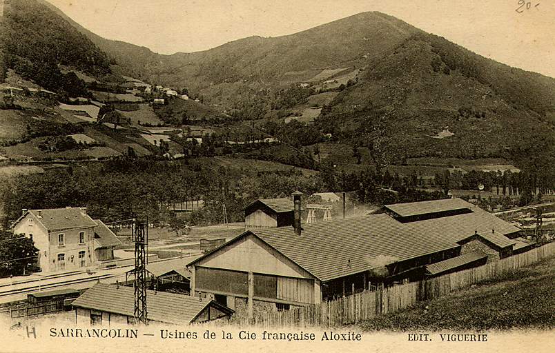 Le quartier de la gare au début du 20e siècle, avec au premier plan l'usine 'Aloxite'.