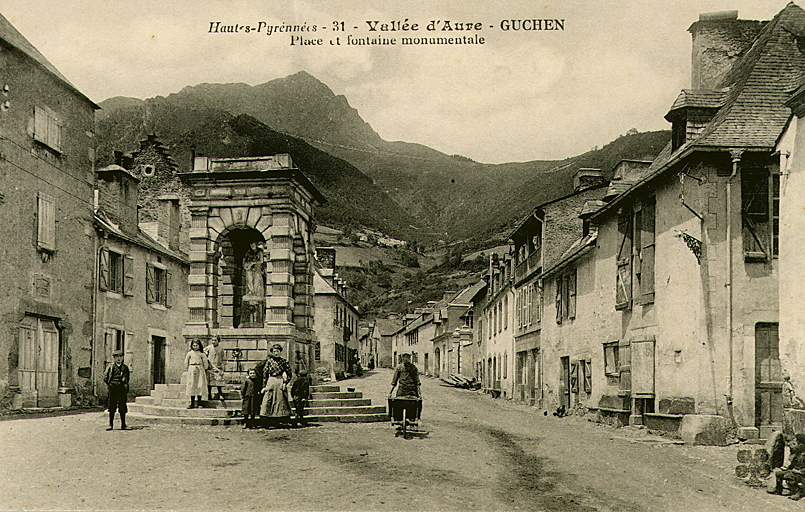 La fontaine au début du 20e siècle.