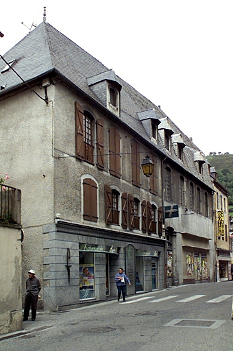Elévation principale.