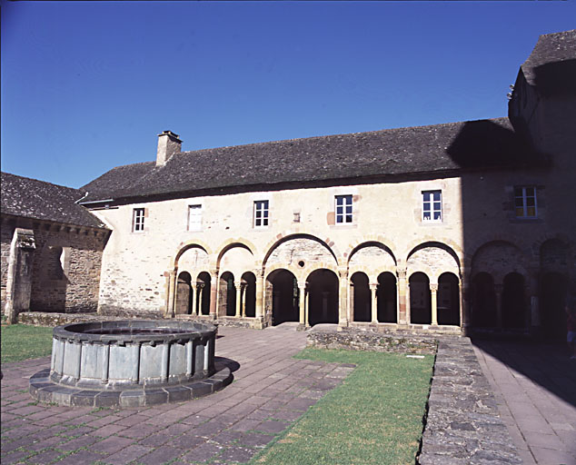 Cloître