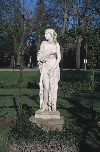 Le Printemps ou Chloris caressée par Zéphyr,