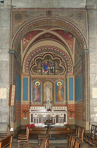 Chapelle latérale dediée au Sacré-Coeur.