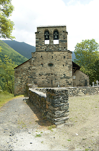 Vue extérieure, côté ouest.