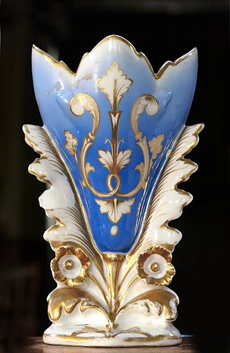 Vase d'autel, de style néo-rocaille (n°2)