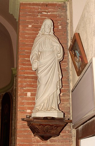 Paire de statues (petite nature) et de leurs consoles : Christ du Sacré-Coeur, Immaculée Conception dite Vierge de Lourdes