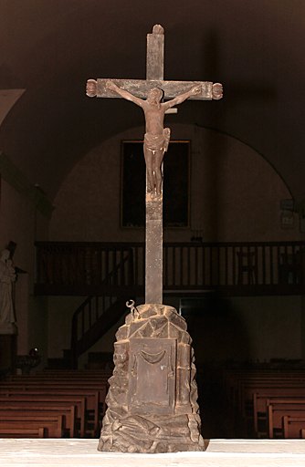 Croix d'autel : Christ en croix