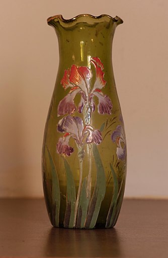 Vase à fleurs, de style Art Nouveau : Fleurs d'iris