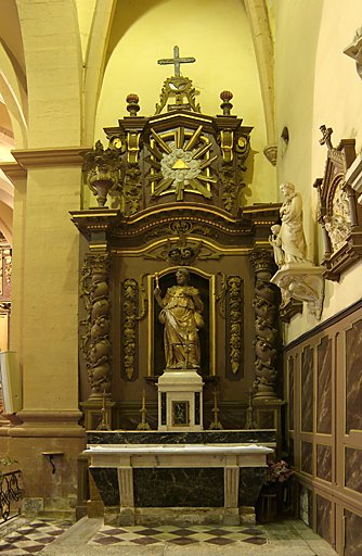 Autels secondaires de la Vierge et de Saint Jacques de Compostelle, style néo-classique : autels tombeaux et tabernacles architecturés