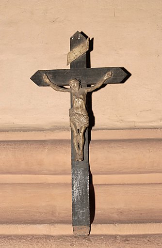 Croix d'autel : Christ en croix