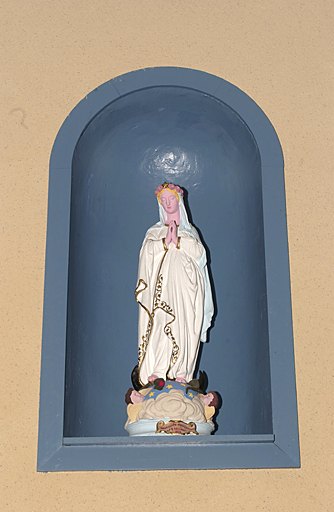 Statue (statuette) : Immaculée Conception sur une nuée