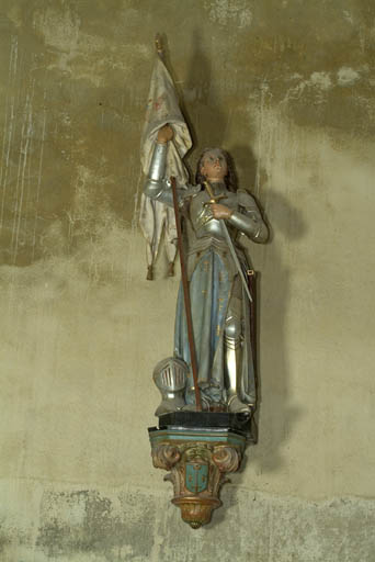 Statue (grandeur nature) et sa console : Sainte Jeanne d'Arc en armure