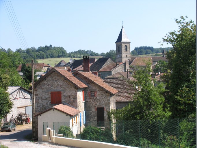 Vue d'une partie du village depuis le sud.