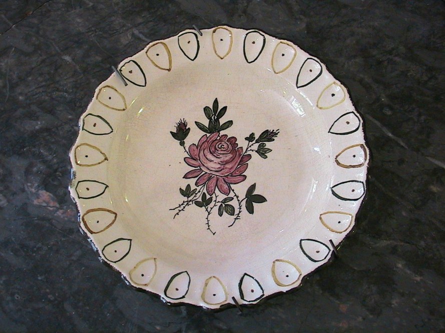 Ensemble de 4 assiettes creuses signées
