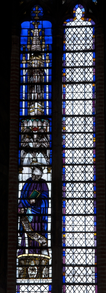 Baie 119 : saint en pied