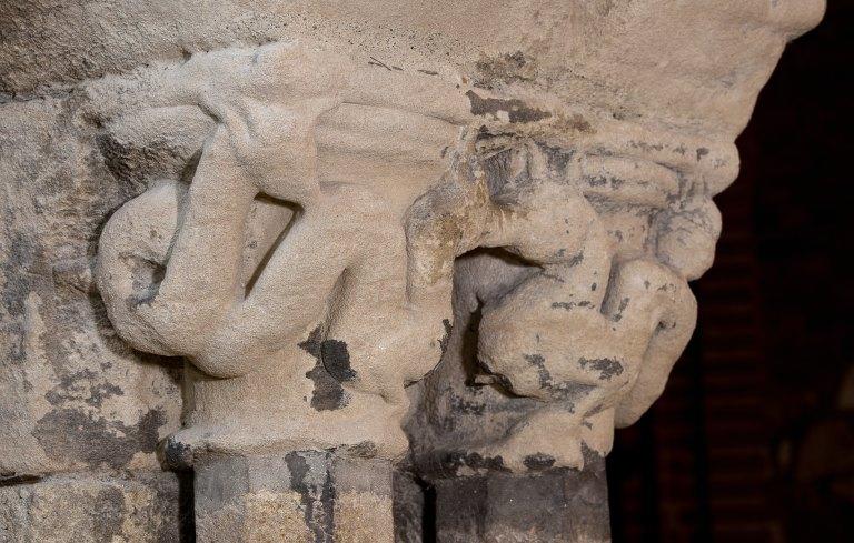 Ensemble des chapiteaux du cloître