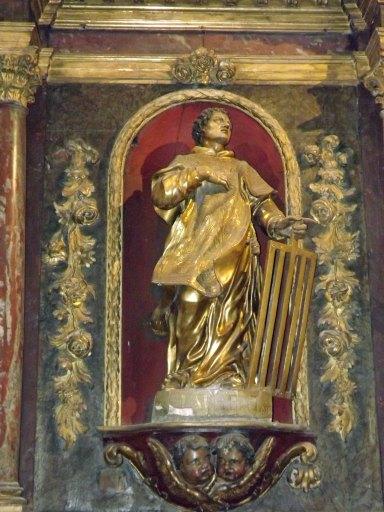 Statue : saint Laurent